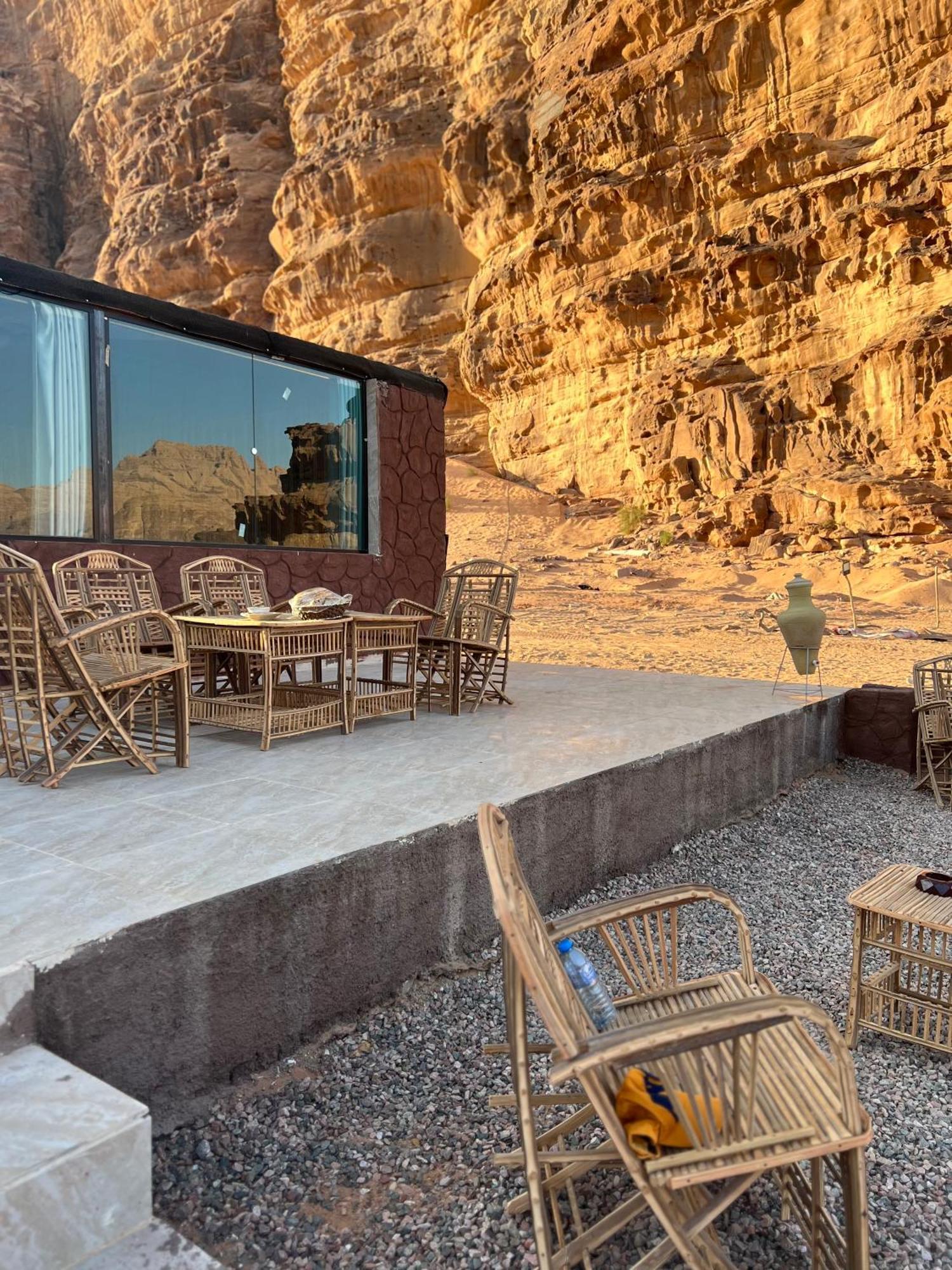 Adam Bedouin Camp Hotel Wadi Rum Exterior photo